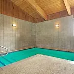 Super 8 By Wyndham Buffalo 