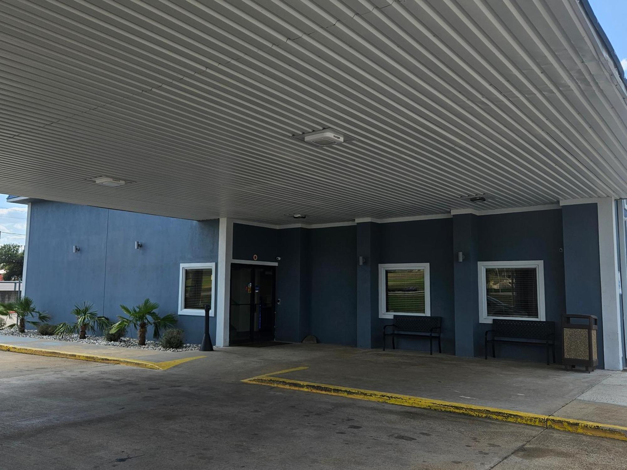 Motel Super 8 By Wyndham 2*