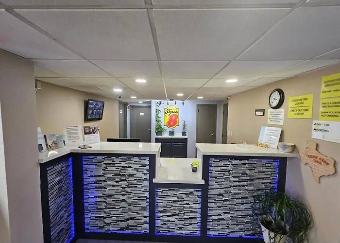 Super 8 By Wyndham Buffalo