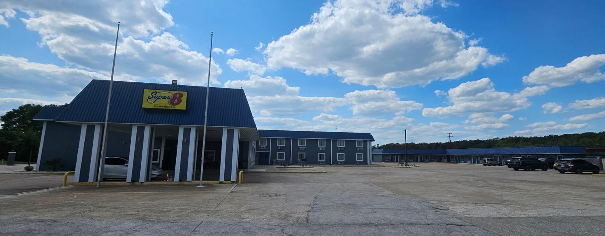 Motel Super 8 By Wyndham Buffalo
