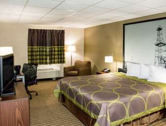 Super 8 By Wyndham Motel